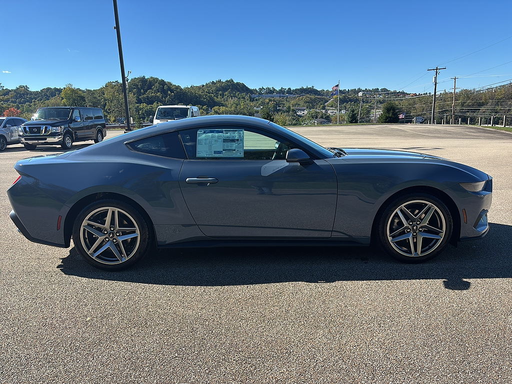 2026 Ford Mustang photo 5 of 24