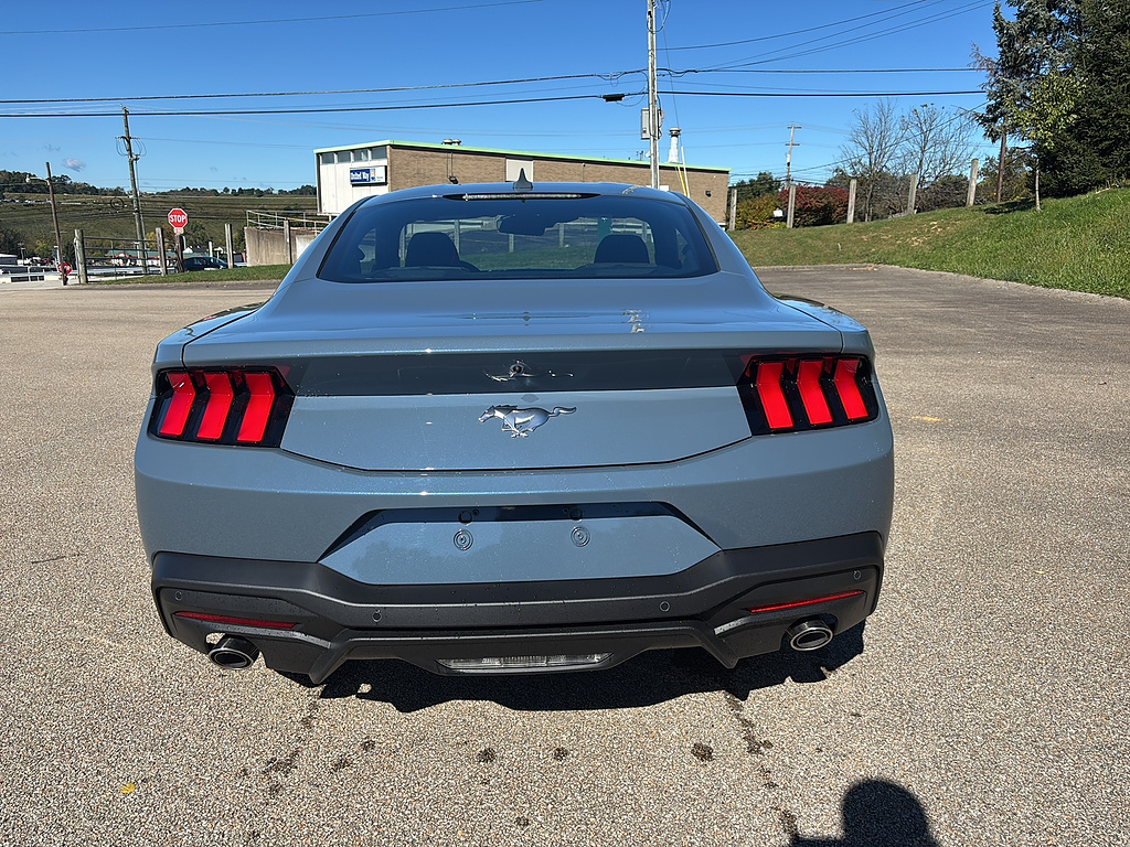 2026 Ford Mustang photo 3 of 24