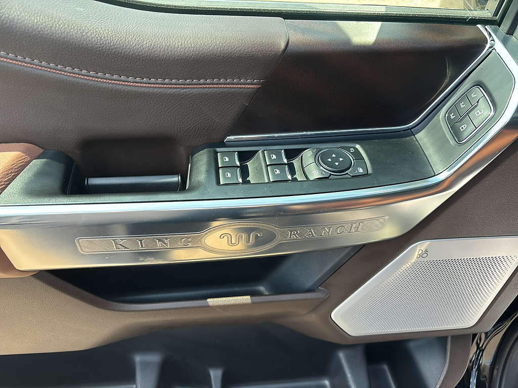 2025 Ford F-150 photo 14 of 27