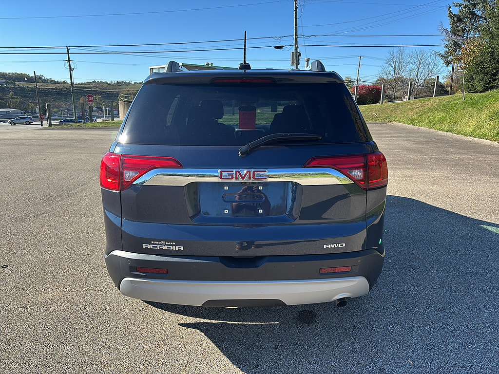 2018 GMC Acadia photo 3 of 26