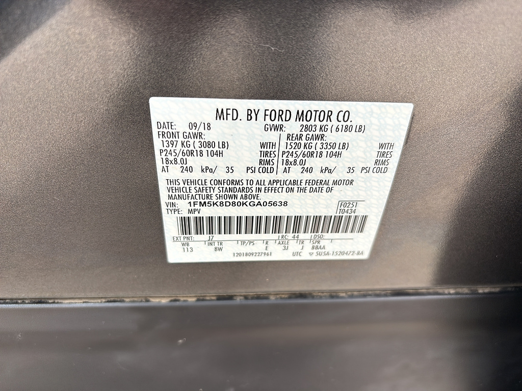 2019 Ford Explorer photo 21 of 27