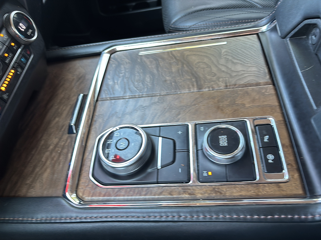 2020 Ford Expedition Platinum Agate Black at Rick Weaver GMC