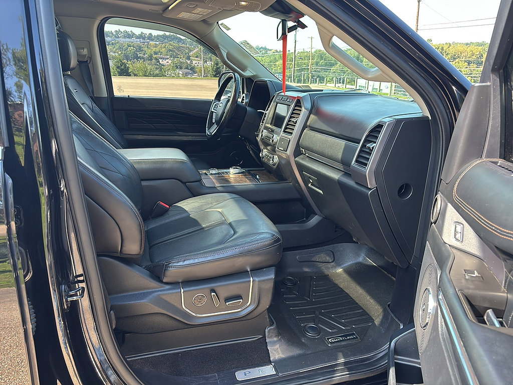 2020 Ford Expedition Platinum Agate Black at Rick Weaver GMC