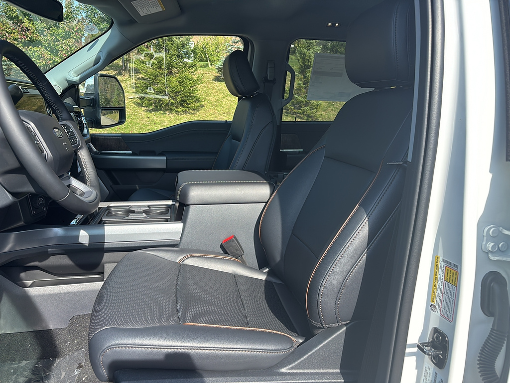 2027 Ford Super Duty F-250 SRW photo 10 of 26