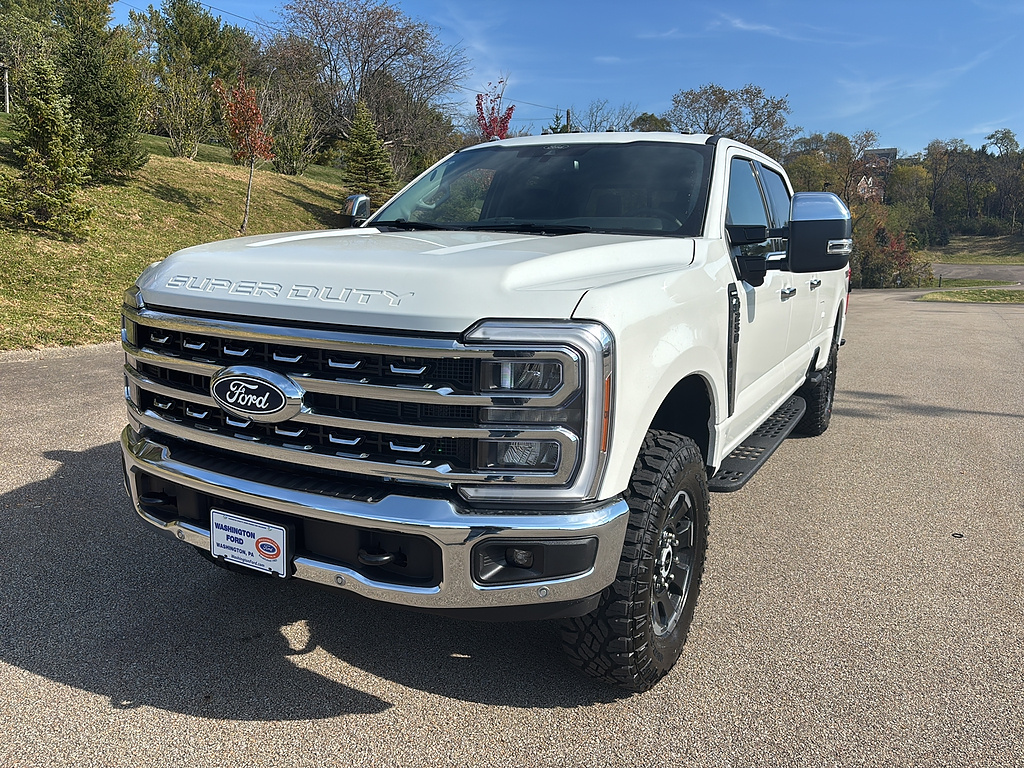 2027 Ford Super Duty F-250 SRW photo 8 of 26