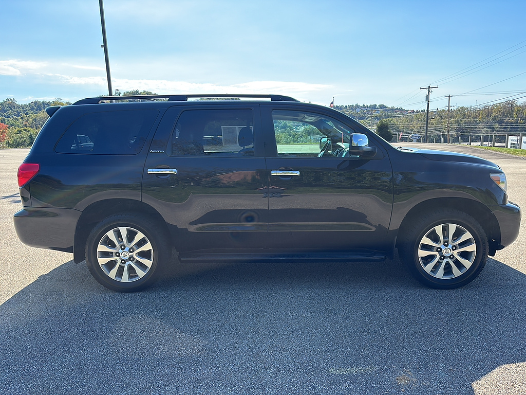 2016 Toyota Sequoia photo 5 of 27