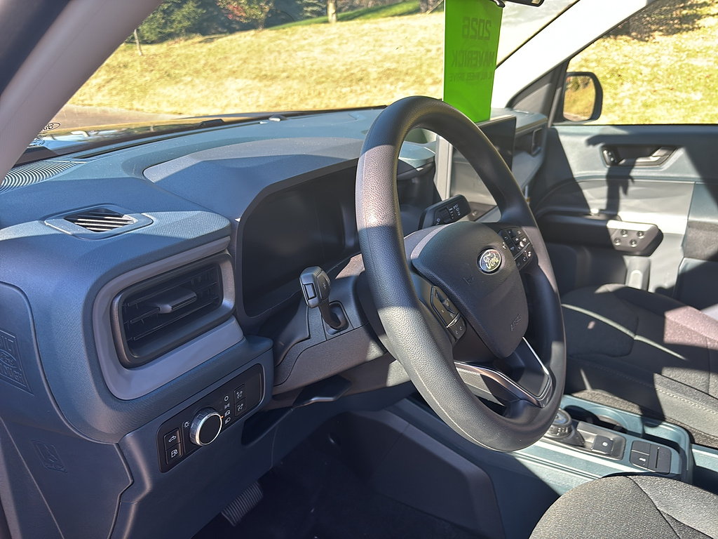 2026 Ford Maverick photo 12 of 26