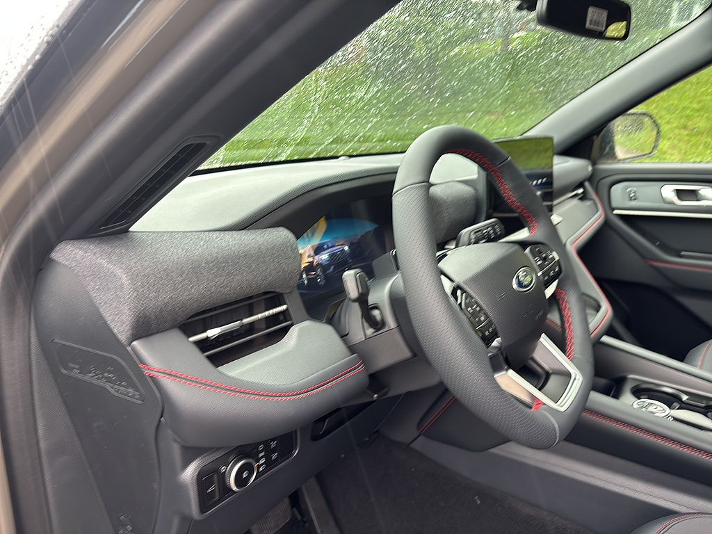 2027 Ford Explorer photo 12 of 25