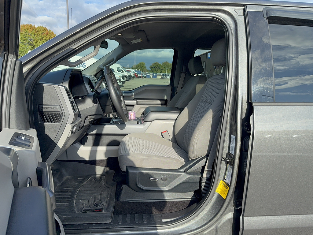 2017 Ford F-150 photo 5 of 7