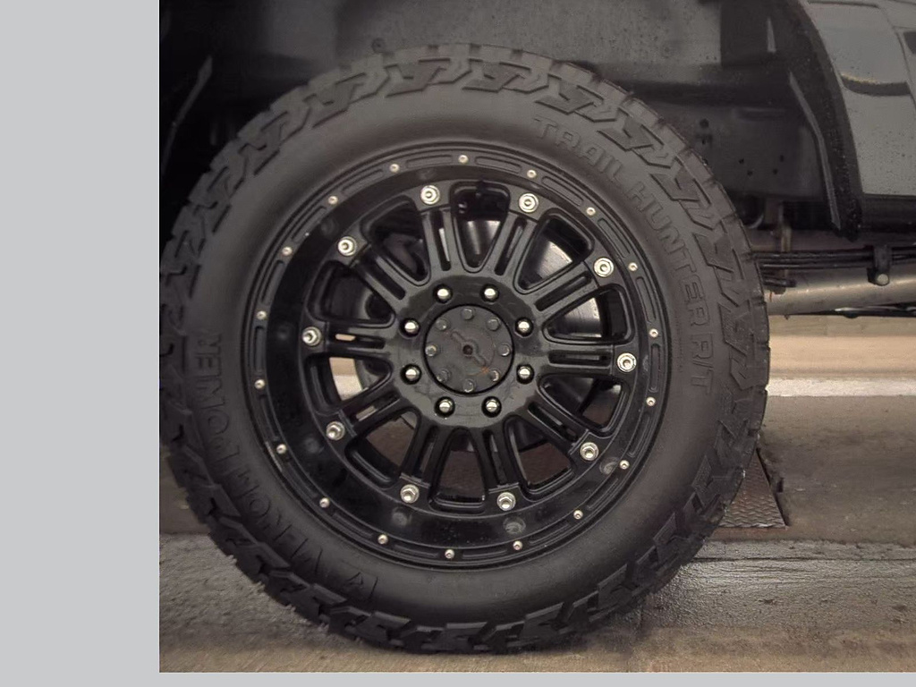 2025 Ford Super Duty F-250 SRW photo 11 of 17