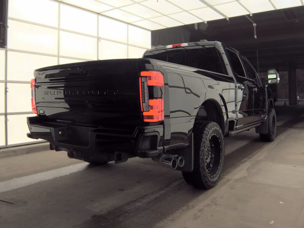 2025 Ford Super Duty F-250 SRW photo 5 of 17