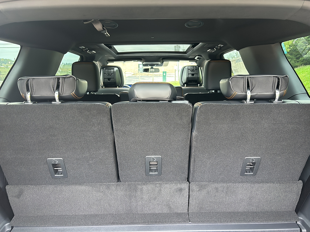 2027 Ford Expedition photo 17 of 25