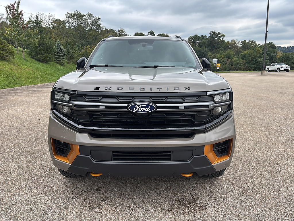 2027 Ford Expedition photo 7 of 25