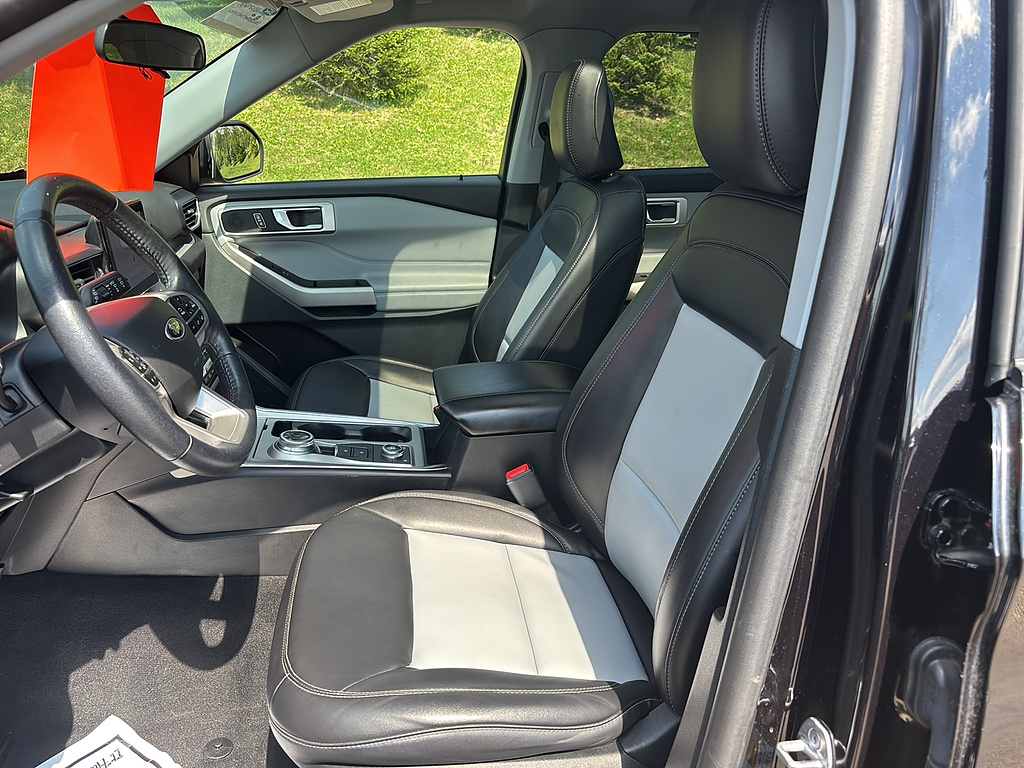2023 Ford Explorer XLT - 10