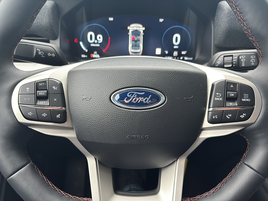 2027 Ford Explorer photo 25 of 26