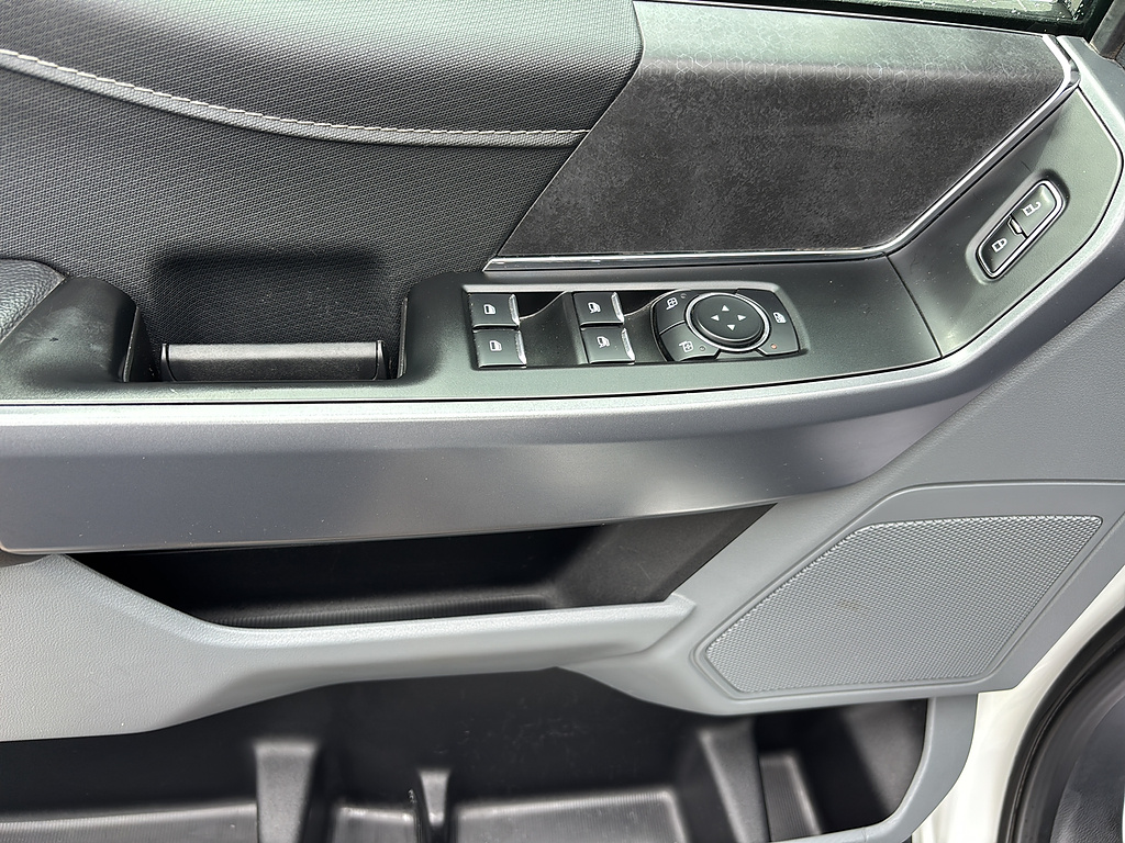 2025 Ford F-150 photo 14 of 27
