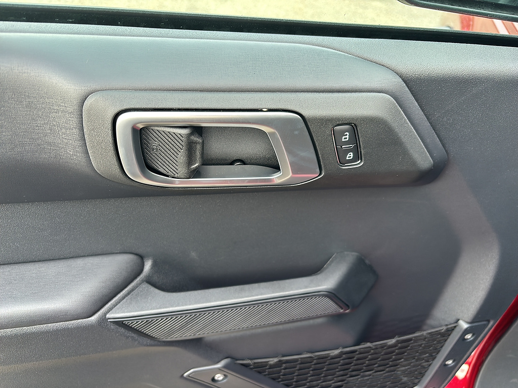 2026 Ford Bronco photo 13 of 26