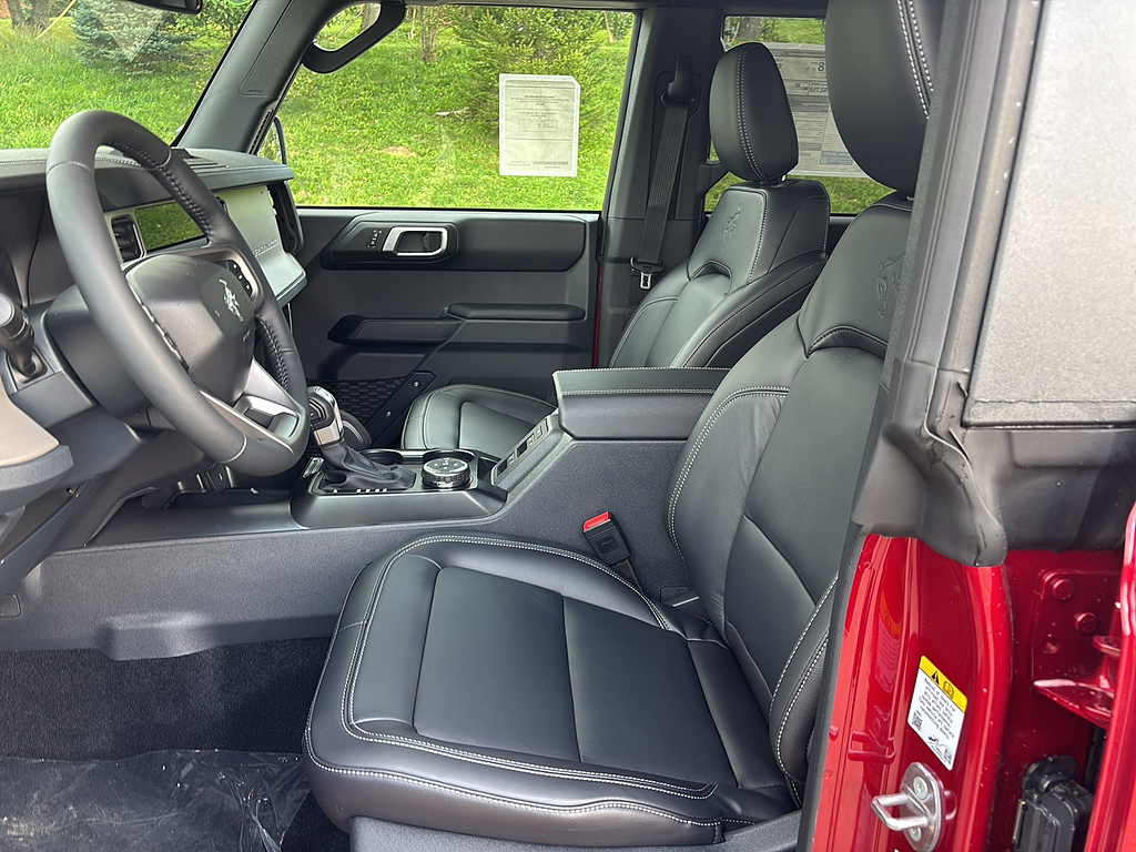 2026 Ford Bronco photo 10 of 26