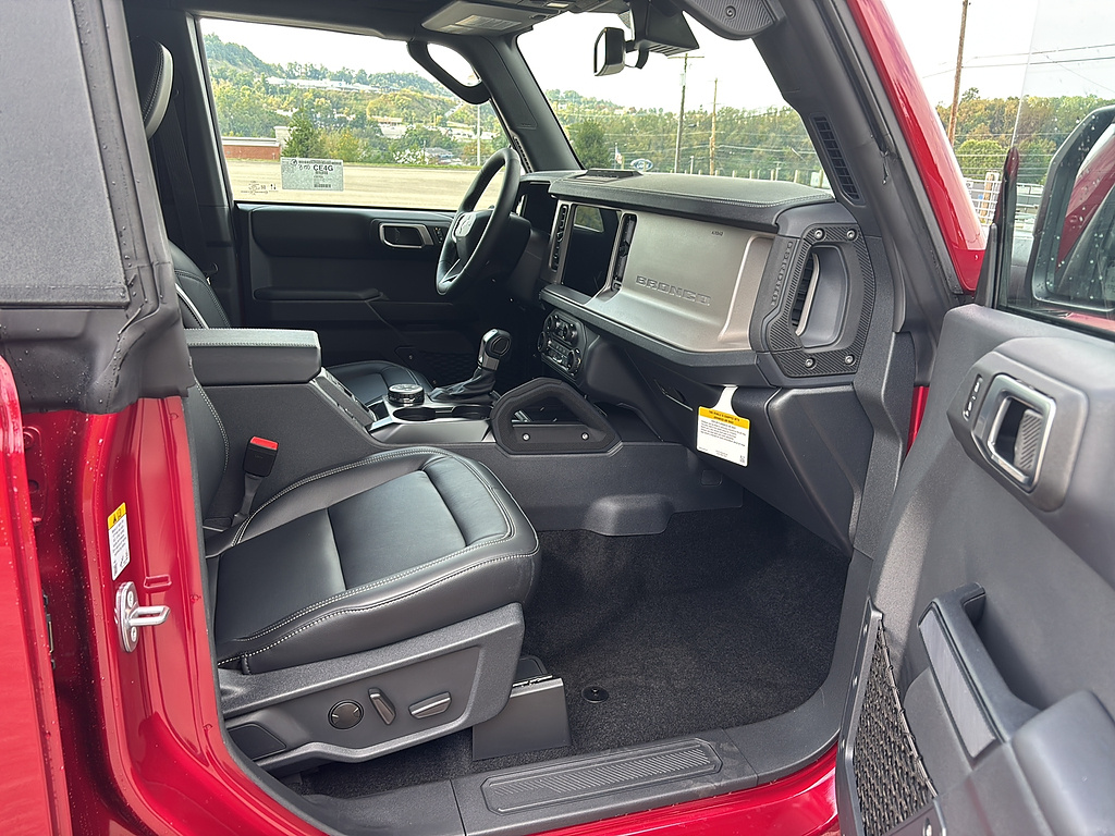 2026 Ford Bronco photo 19 of 26