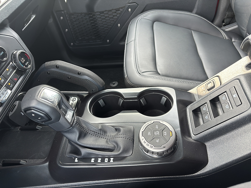 2026 Ford Bronco photo 24 of 26