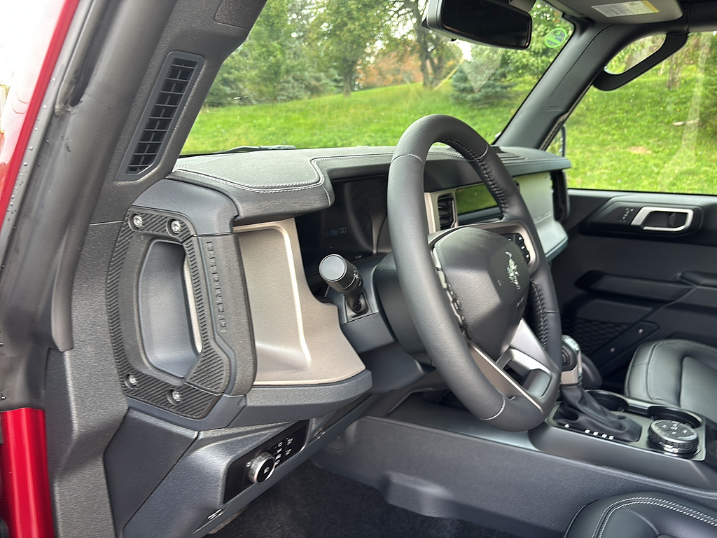 2026 Ford Bronco photo 12 of 26