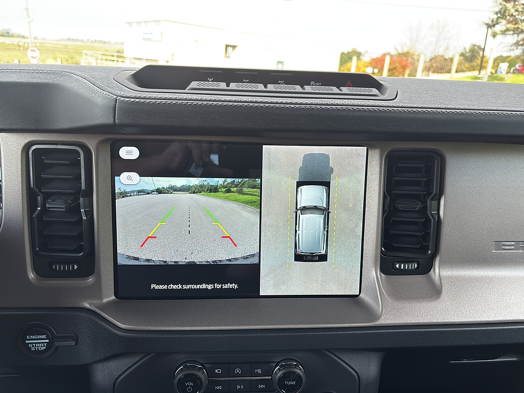 2026 Ford Bronco photo 22 of 26