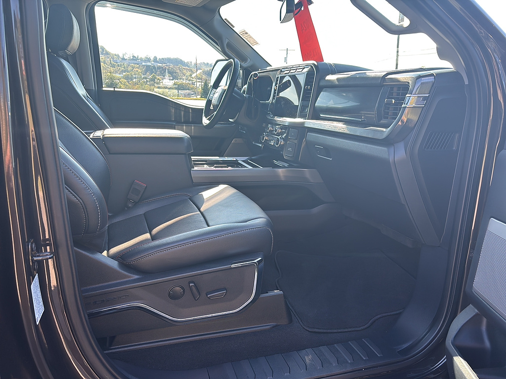 2024 Ford Super Duty F-250 SRW photo 20 of 27