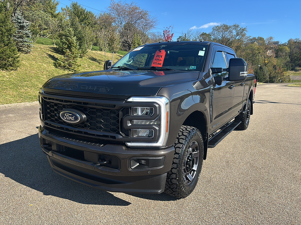 2024 Ford Super Duty F-250 SRW photo 8 of 27