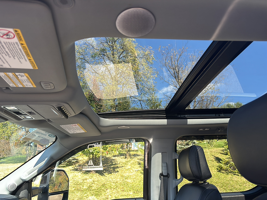 2024 Ford Super Duty F-250 SRW photo 15 of 27