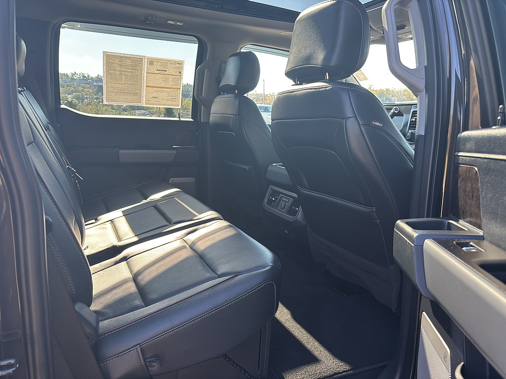 2024 Ford Super Duty F-250 SRW photo 19 of 27