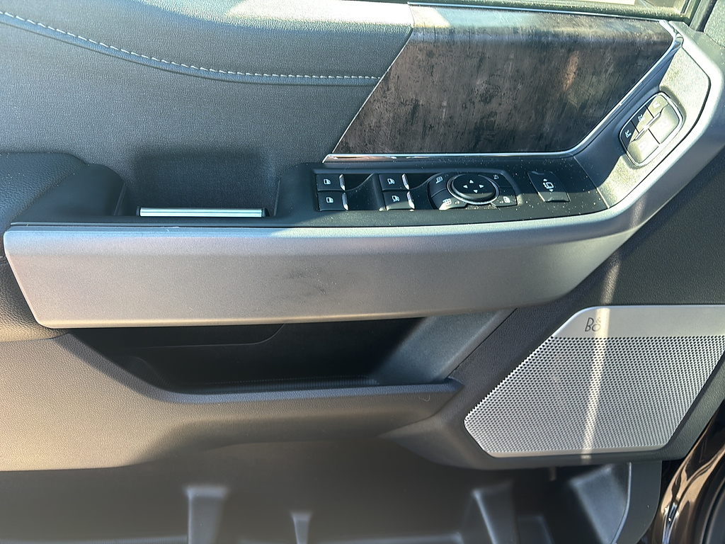 2024 Ford Super Duty F-250 SRW photo 14 of 27