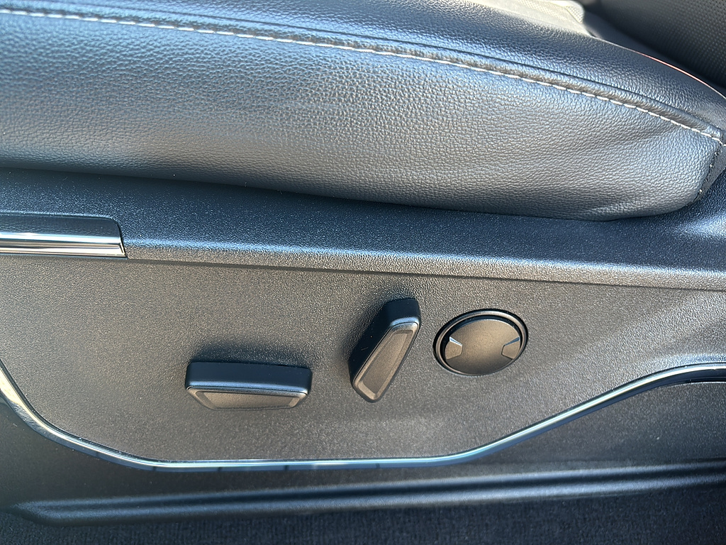 2024 Ford Super Duty F-250 SRW photo 12 of 27