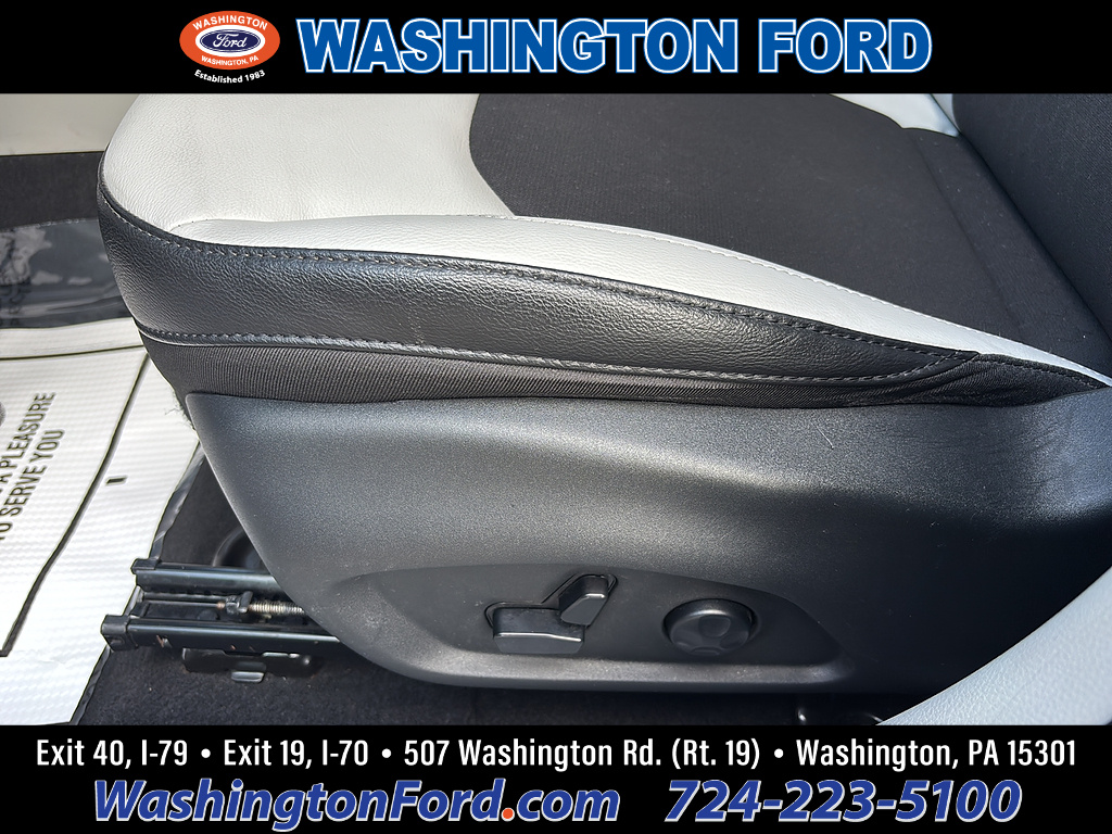 2021 Jeep Compass Latitude Velvet Red Pearl Coat at Lake View Ford