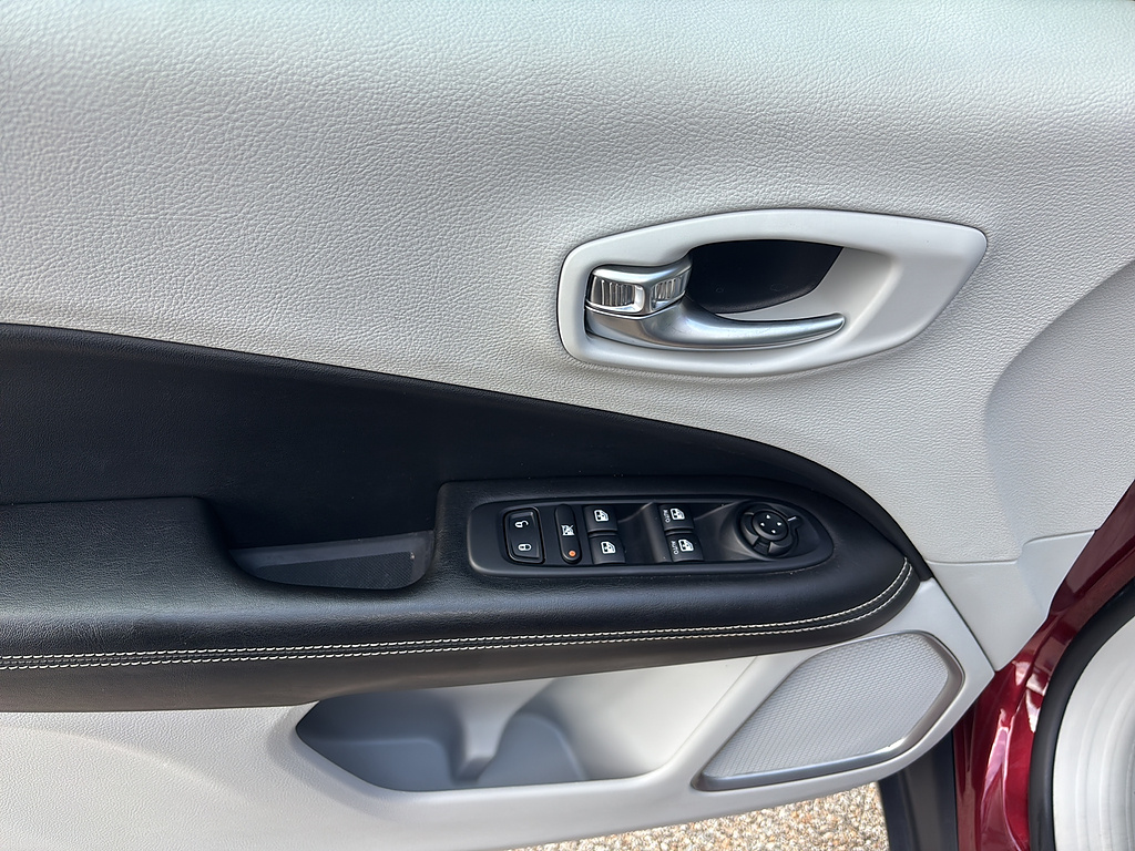 2021 Jeep Compass Latitude Velvet Red Pearl Coat at Lake View Ford