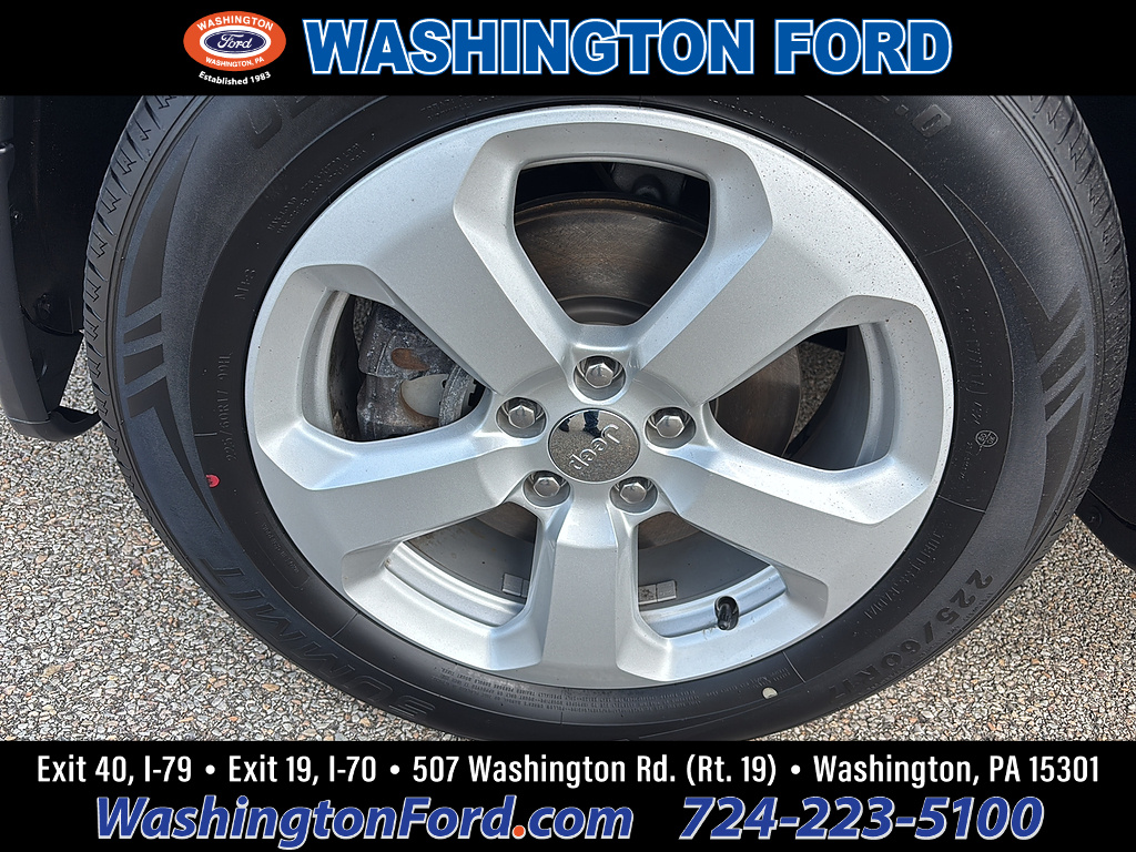 2021 Jeep Compass Latitude Velvet Red Pearl Coat at Lake View Ford