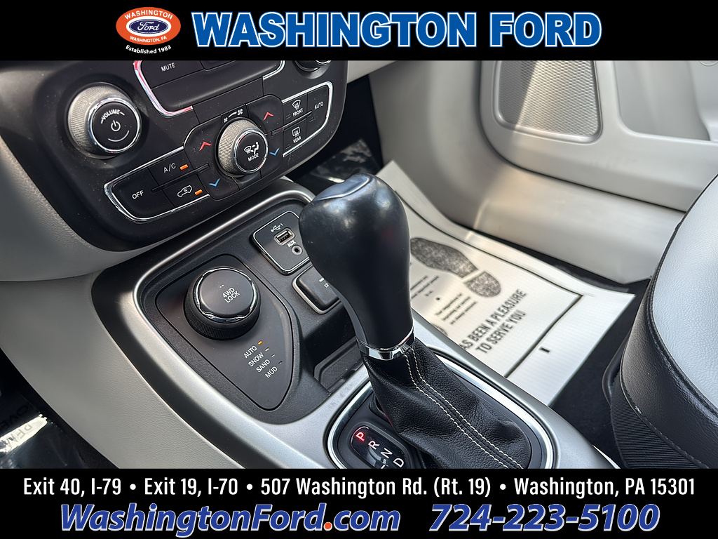 2021 Jeep Compass Latitude Velvet Red Pearl Coat at Lake View Ford