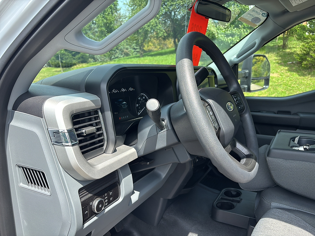 2026 Ford Super Duty F-250 SRW XL Oxford White at Washington Ford