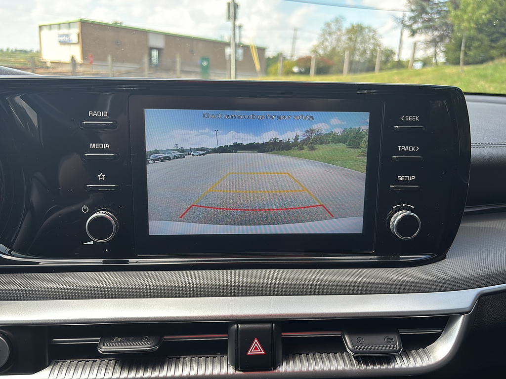2021 Kia K5 photo 23 of 27