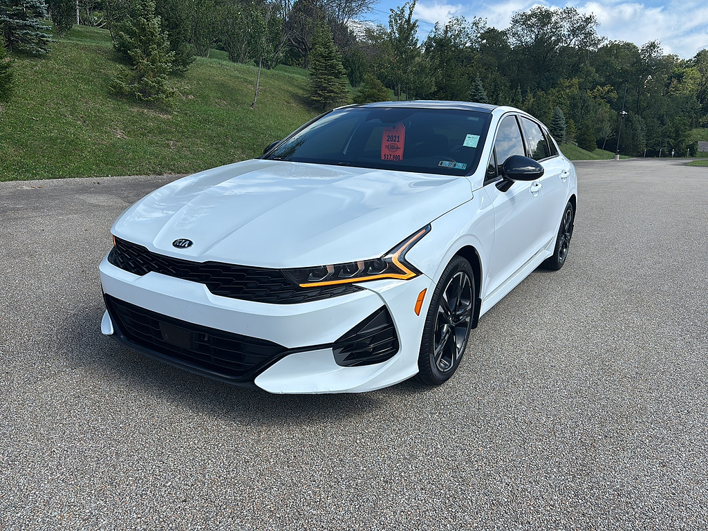 2021 Kia K5 photo 8 of 27