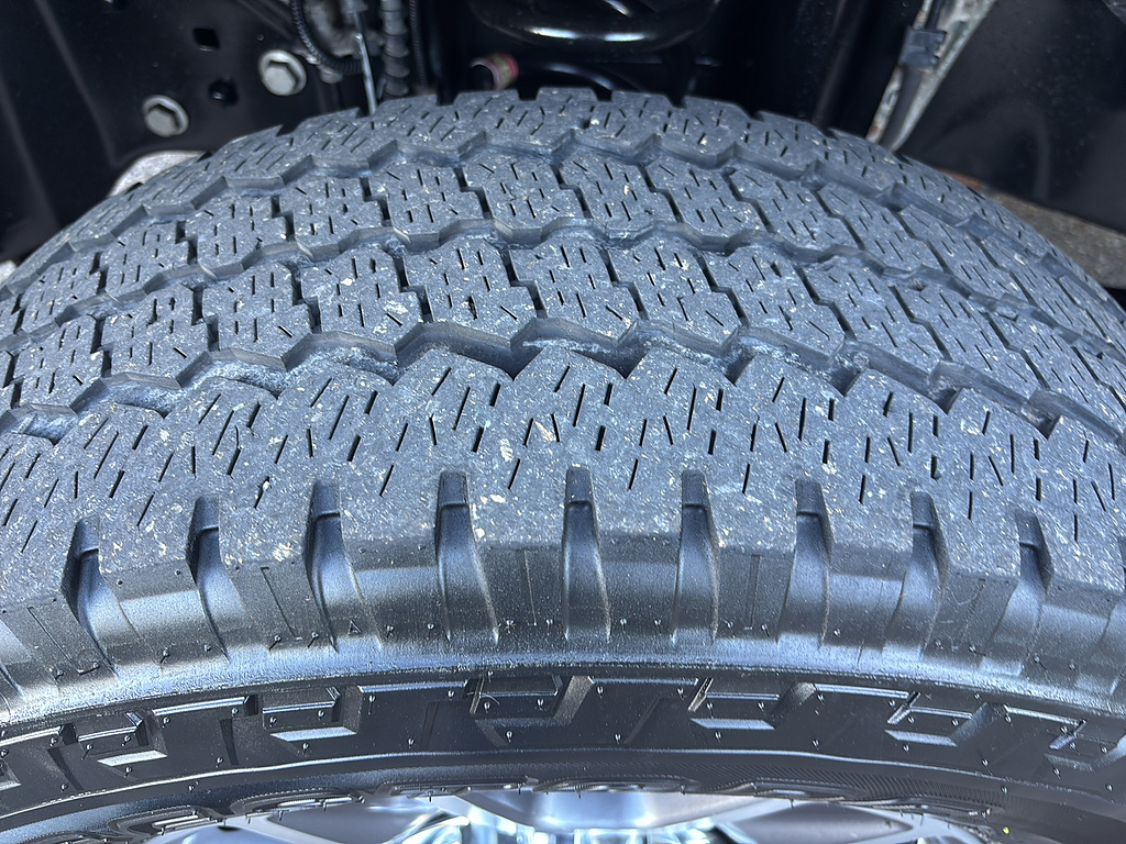 2024 Ford Super Duty F-350 SRW photo 10 of 27