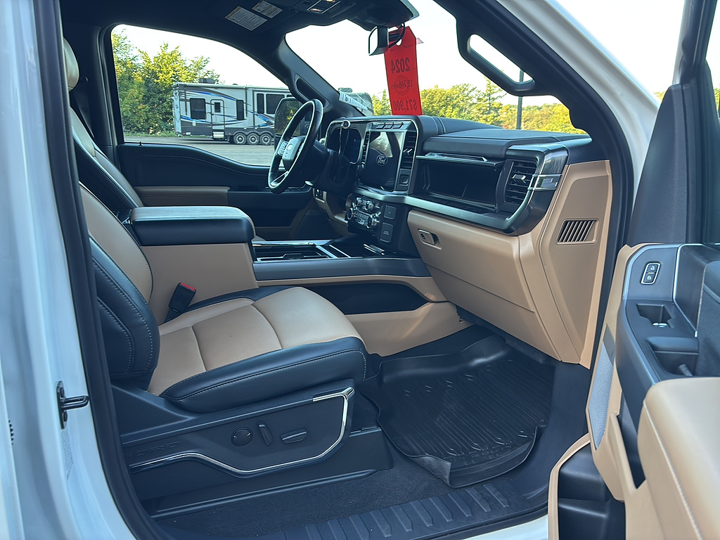 2024 Ford Super Duty F-350 SRW photo 20 of 27