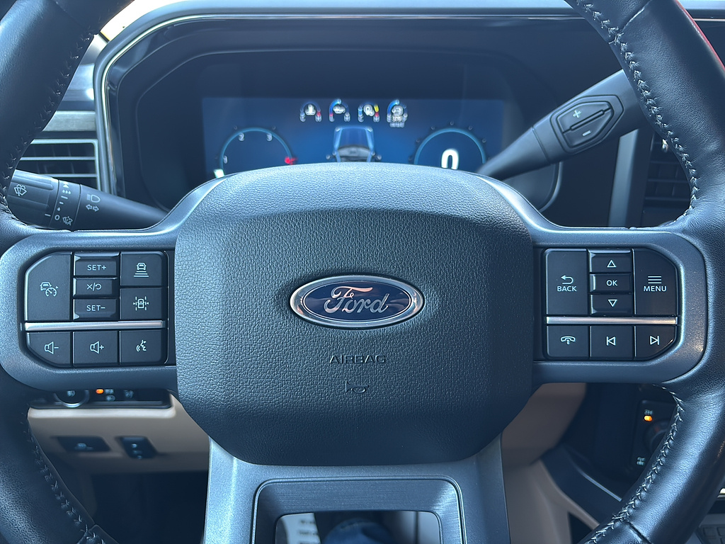 2024 Ford Super Duty F-350 SRW photo 26 of 27