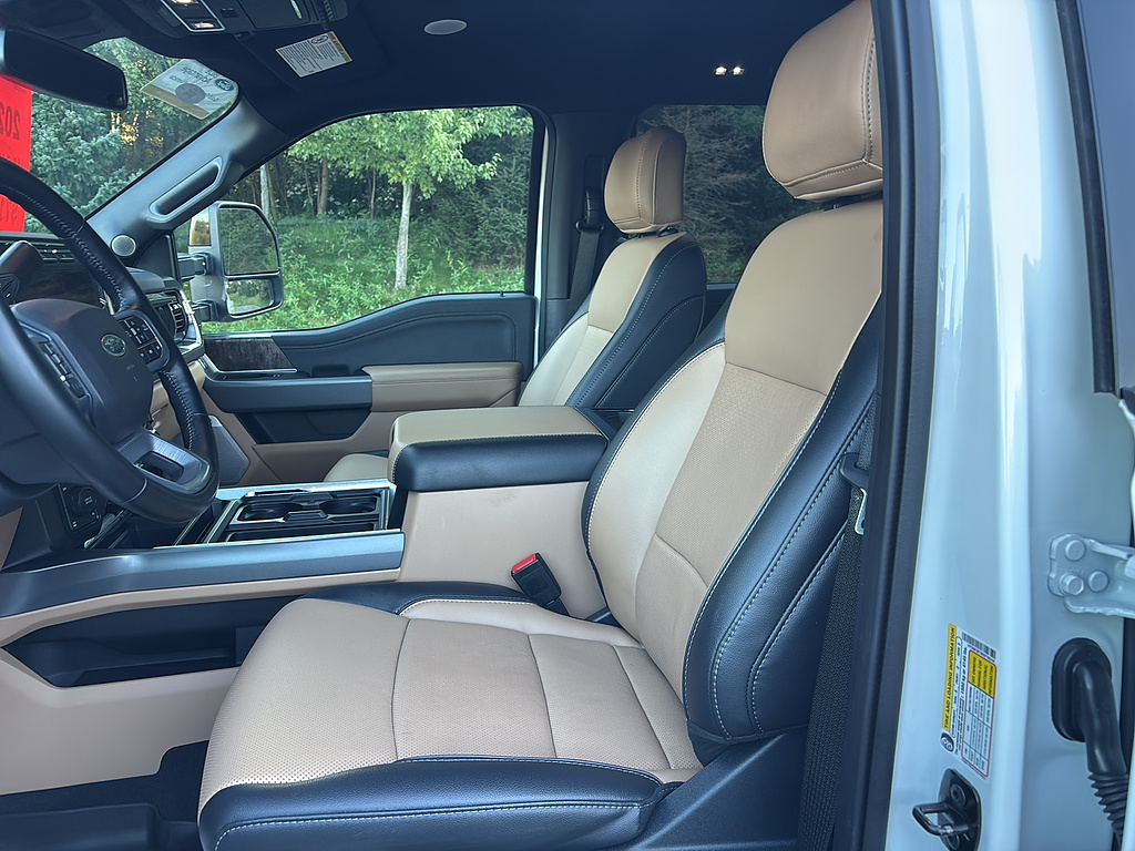 2024 Ford Super Duty F-350 SRW photo 11 of 27