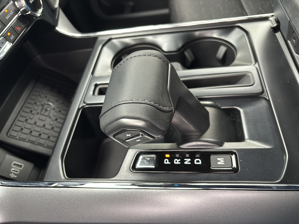 2026 Ford F-150 photo 24 of 26
