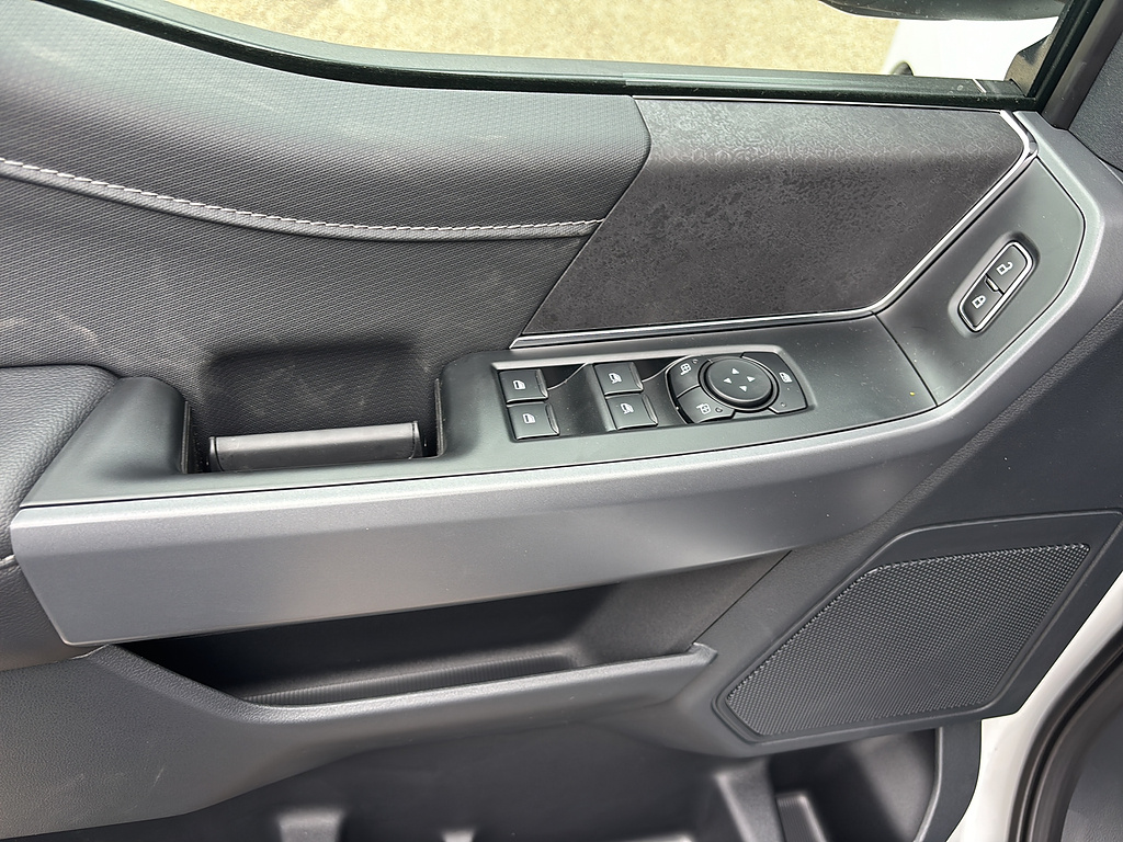 2026 Ford F-150 photo 13 of 26