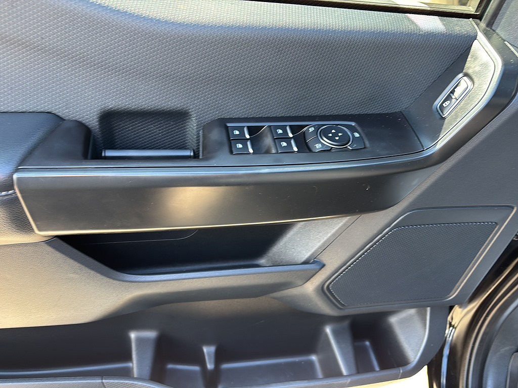 2023 Ford F-150 photo 14 of 27