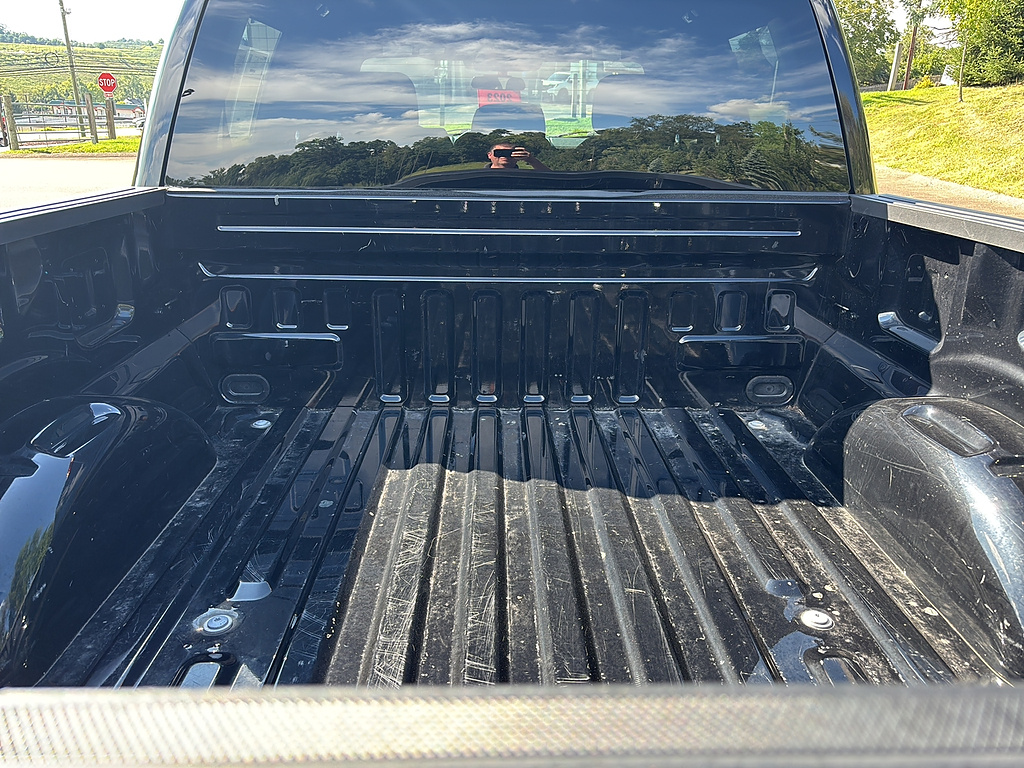 2023 Ford F-150 photo 18 of 27