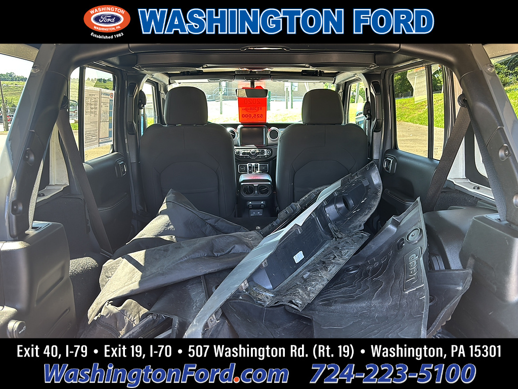2020 Jeep Wrangler Unlimited Sahara Sting-Gray Clear Coat at Diehl Automotive