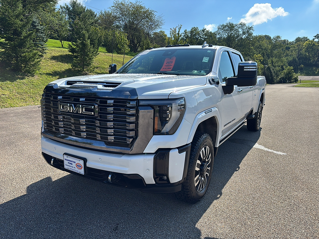 2025 GMC Sierra 3500HD photo 8 of 27