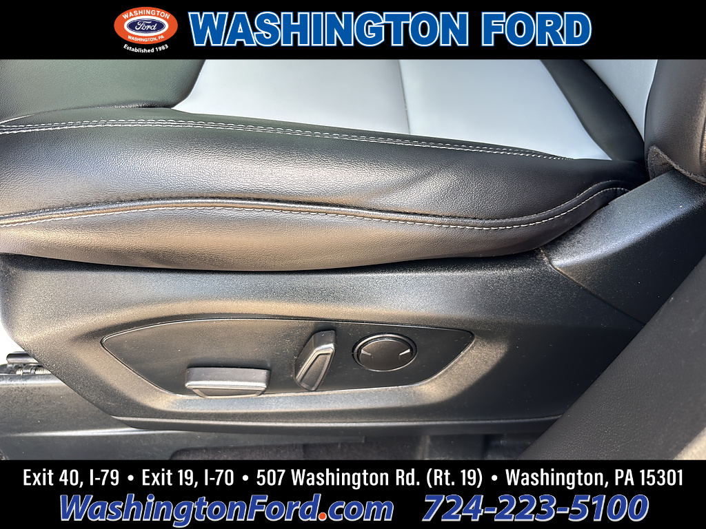 2024 Ford Explorer XLT - 11